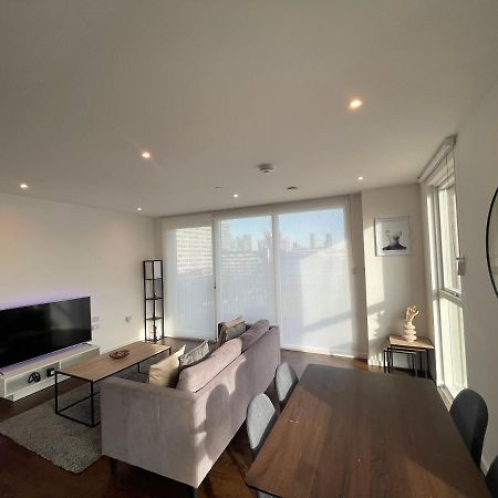 Immaculate 2Bed Apartment In London- City Views Esterno foto