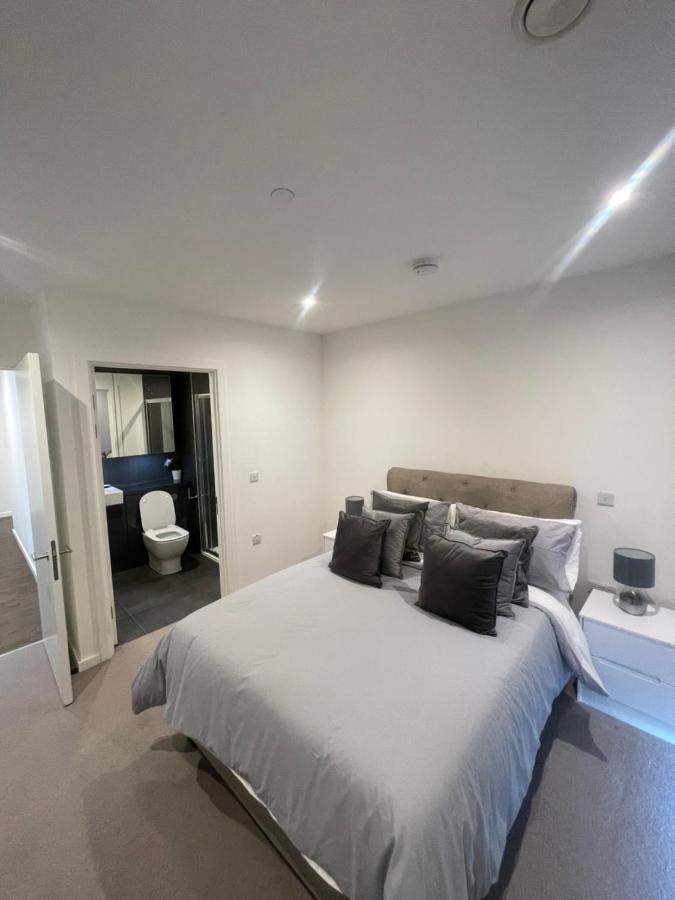 Immaculate 2Bed Apartment In London- City Views Esterno foto