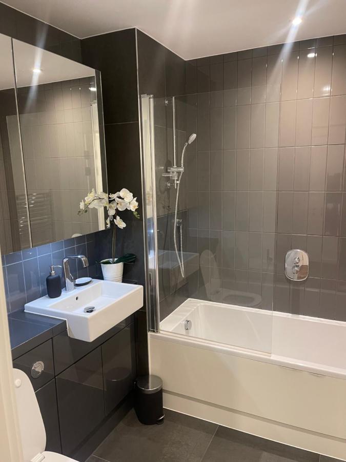 Immaculate 2Bed Apartment In London- City Views Esterno foto