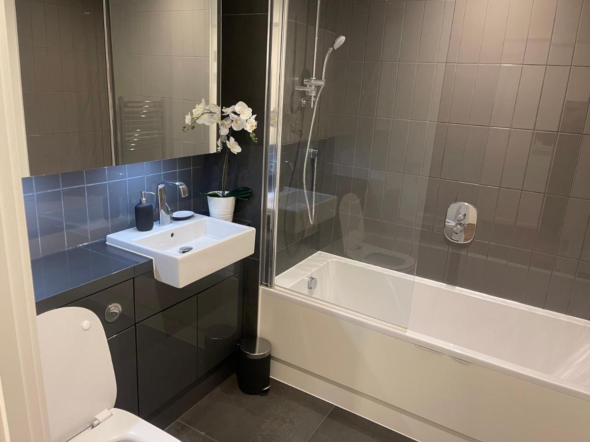 Immaculate 2Bed Apartment In London- City Views Esterno foto